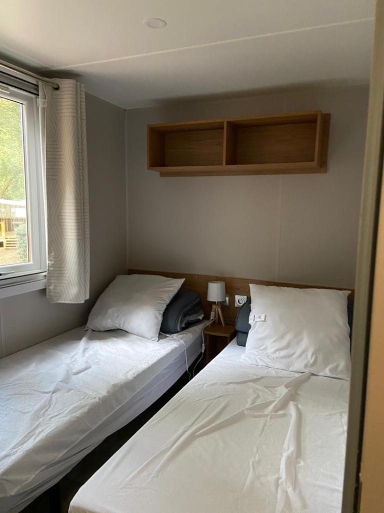 Mobil Home Aventura 6-8 Personnes Tout Confort Сен-Бревен-ле-Пен Екстериор снимка